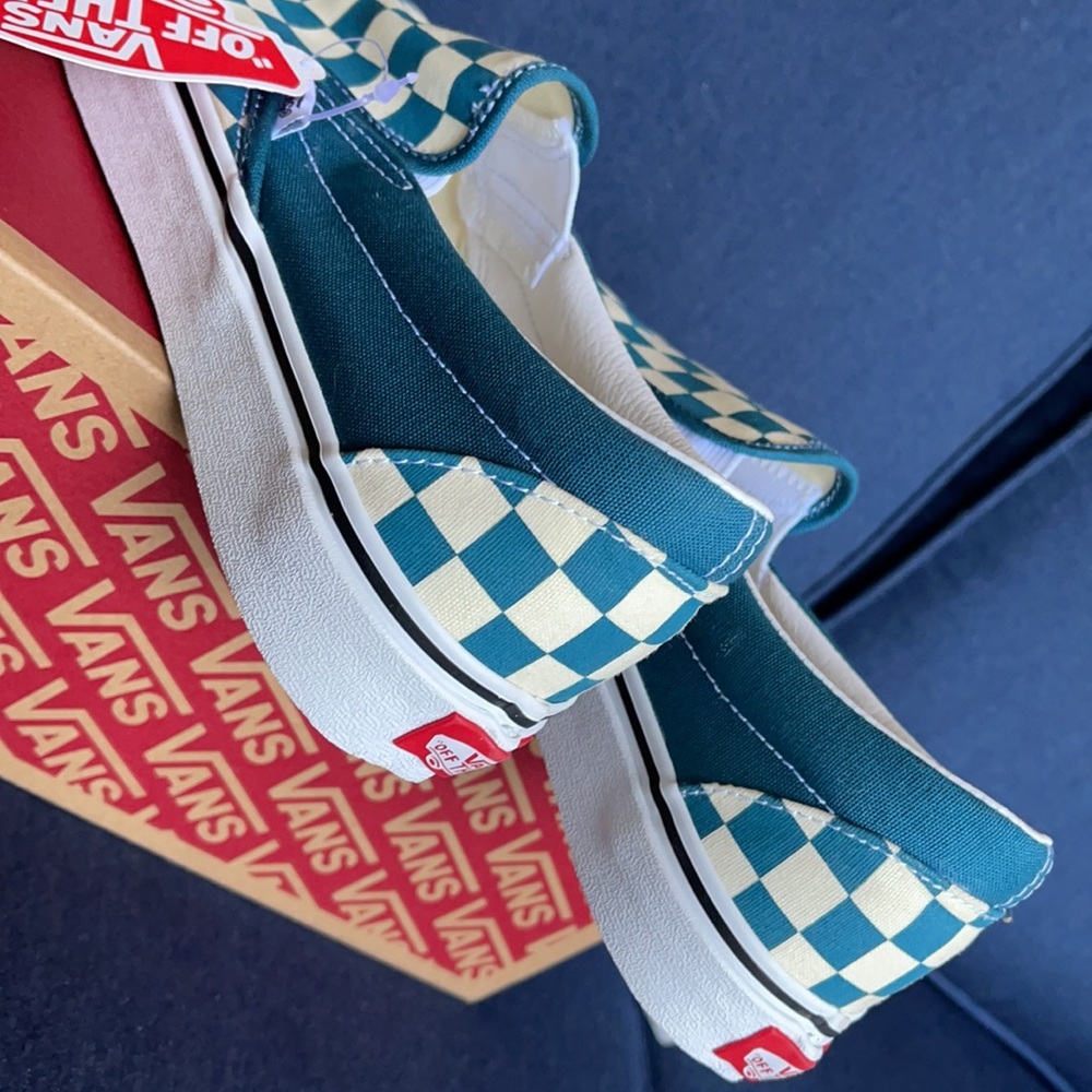 Vans Classic Slip-On Checkerboard Blue Coral/True White WMNS - Picture 15 of 16